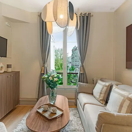 Apartment Eiffel Tower - For 4 People *