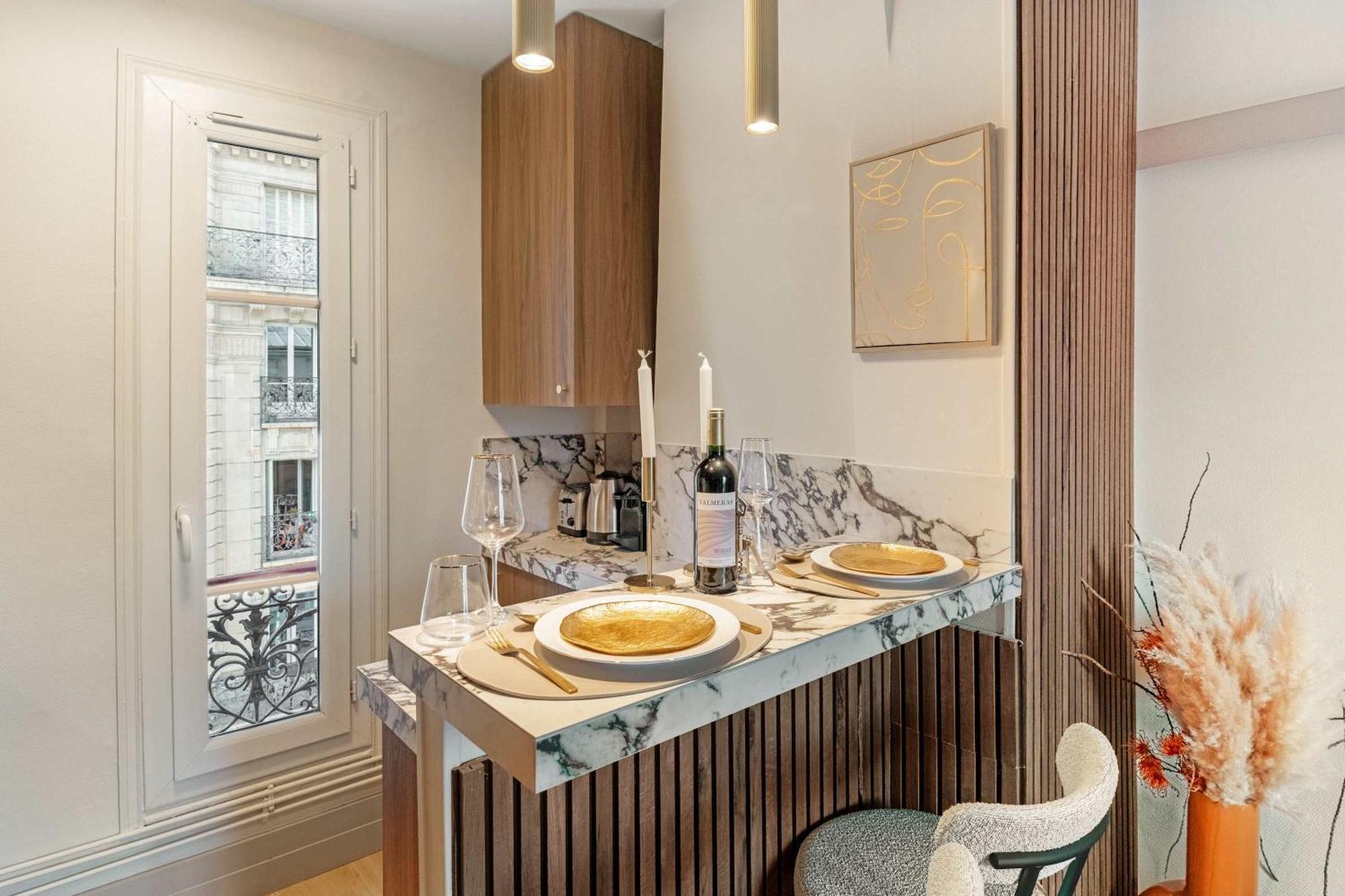 Eiffel Tower - For 4 People Appartamento Parigi